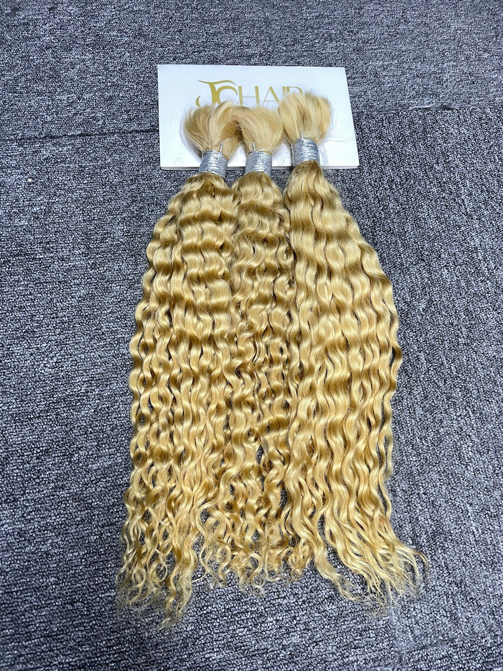 Bulk Hair Off the Track #613 - Italian Curly