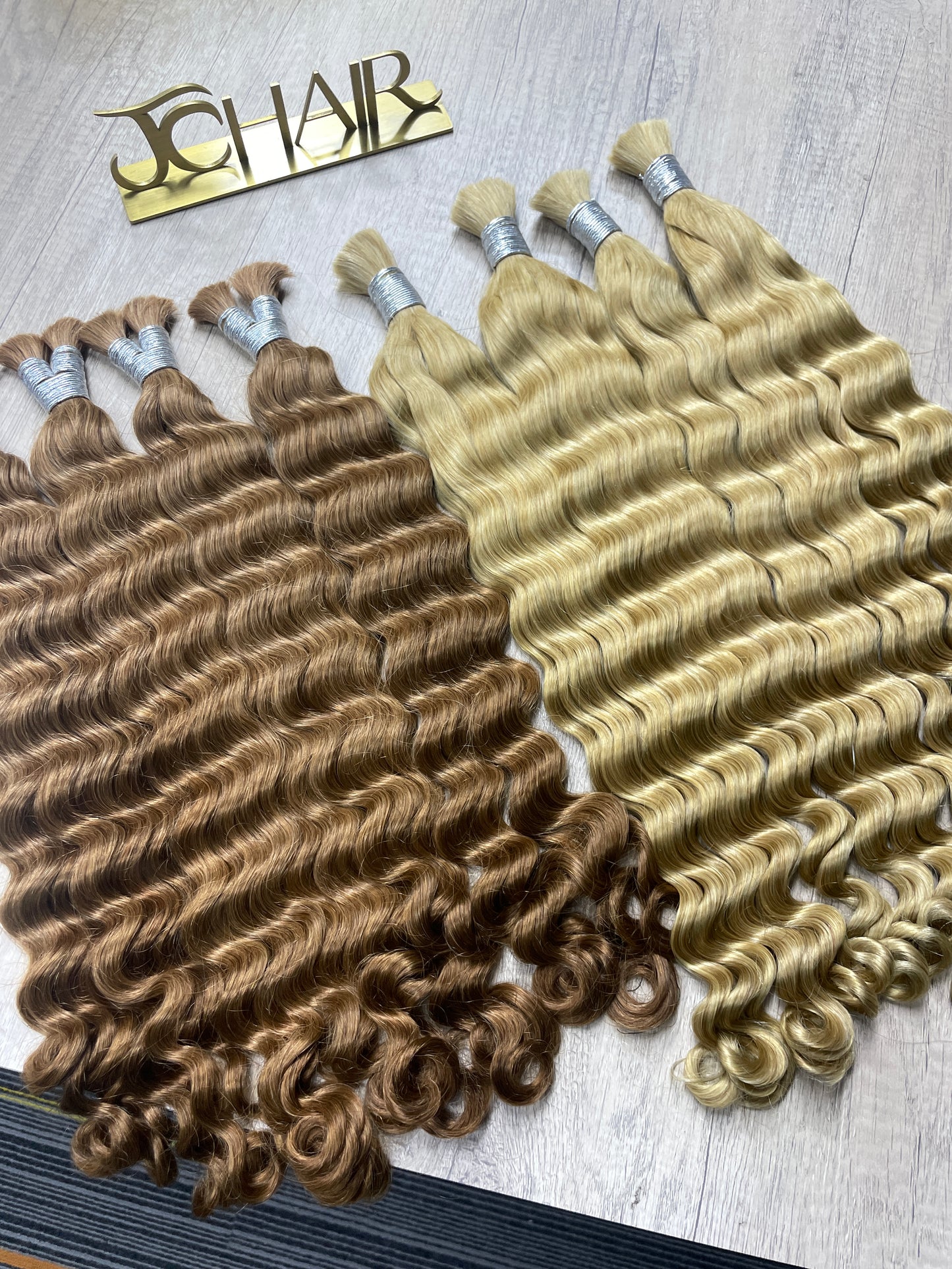 Bulk Hair Off the Track #27 - Loose curly