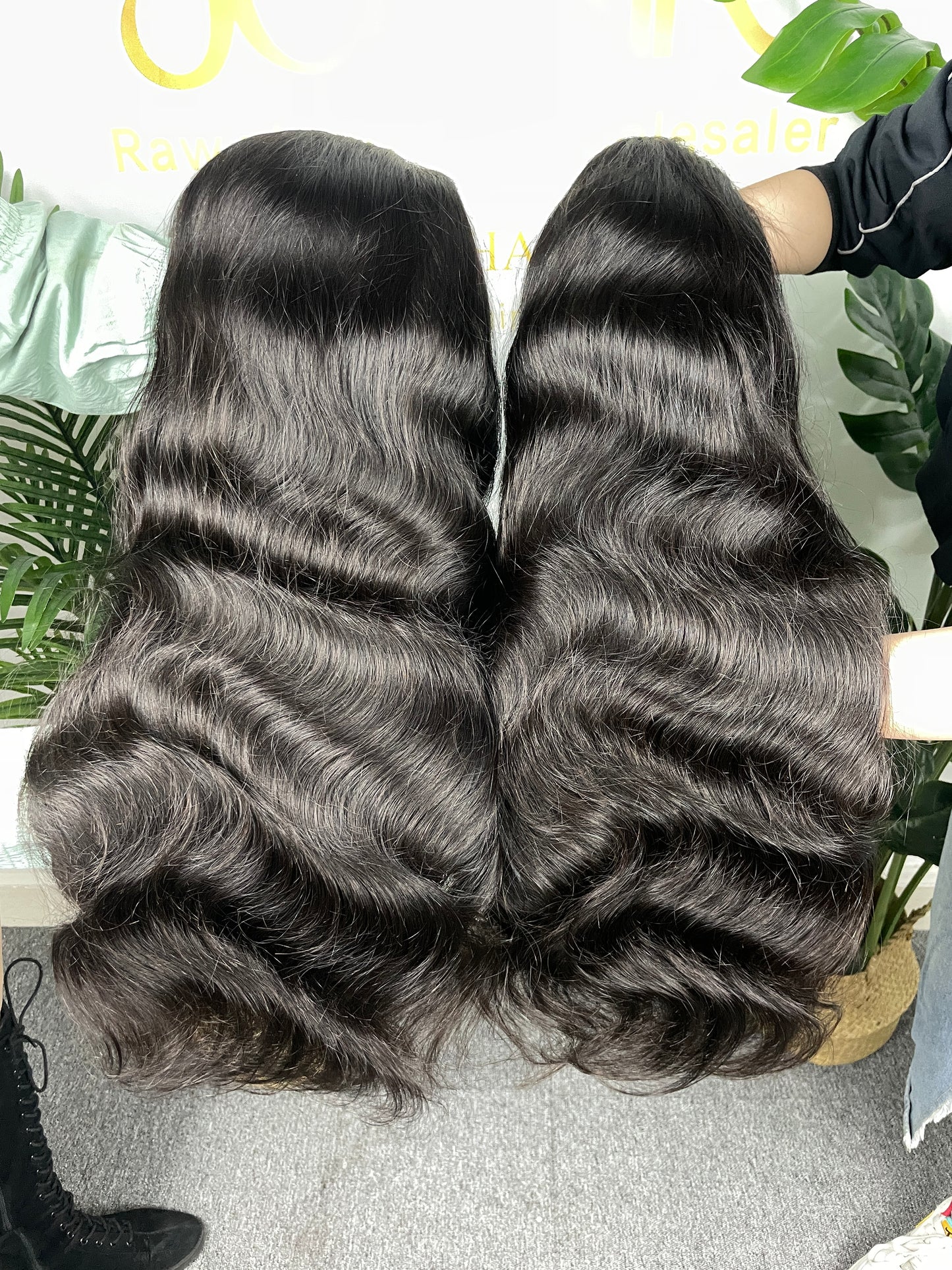 Wigs preplucked & bleach knots 180% 4x4HD glueless body wave closure wig