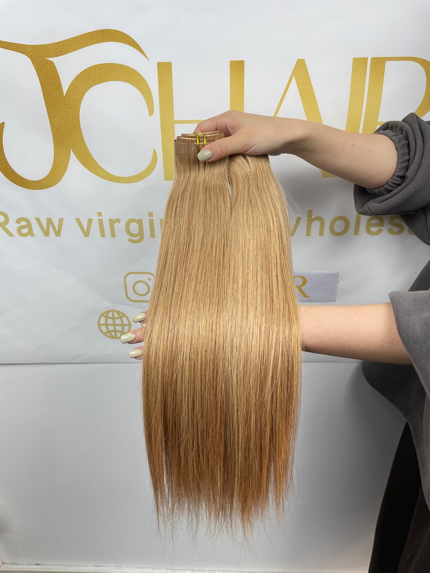 Straight Seamless Clip in Hair Extention #18