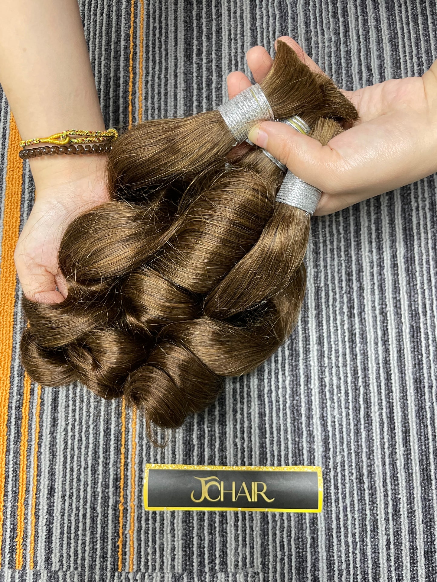 Bulk Hair Off the Track #4 - Loose Wave