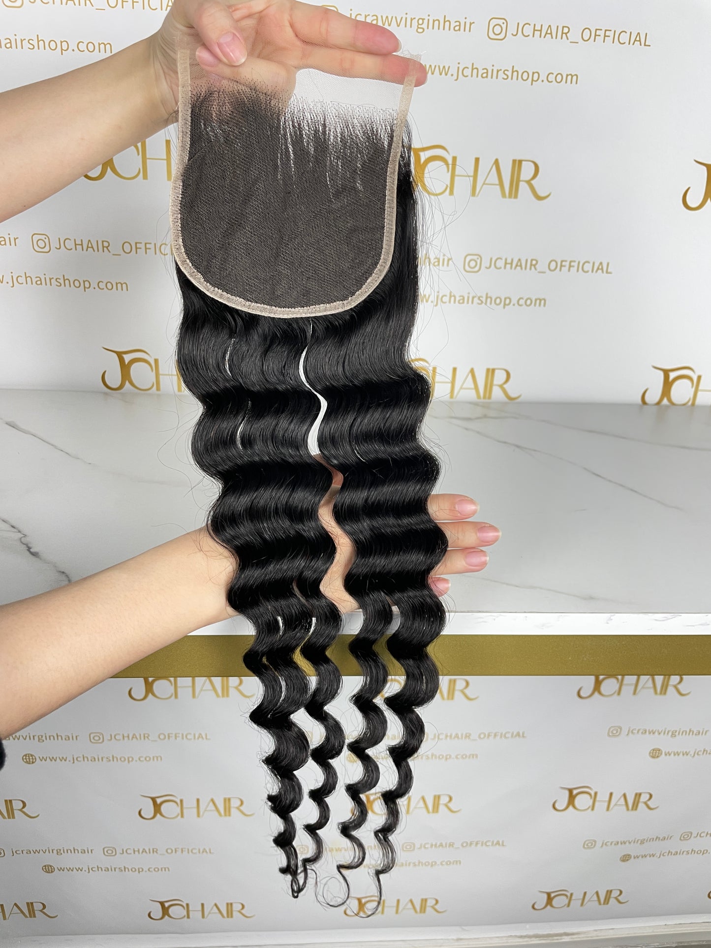 Top Virgin Loose deep HD / Transparent Lace Closure #1B