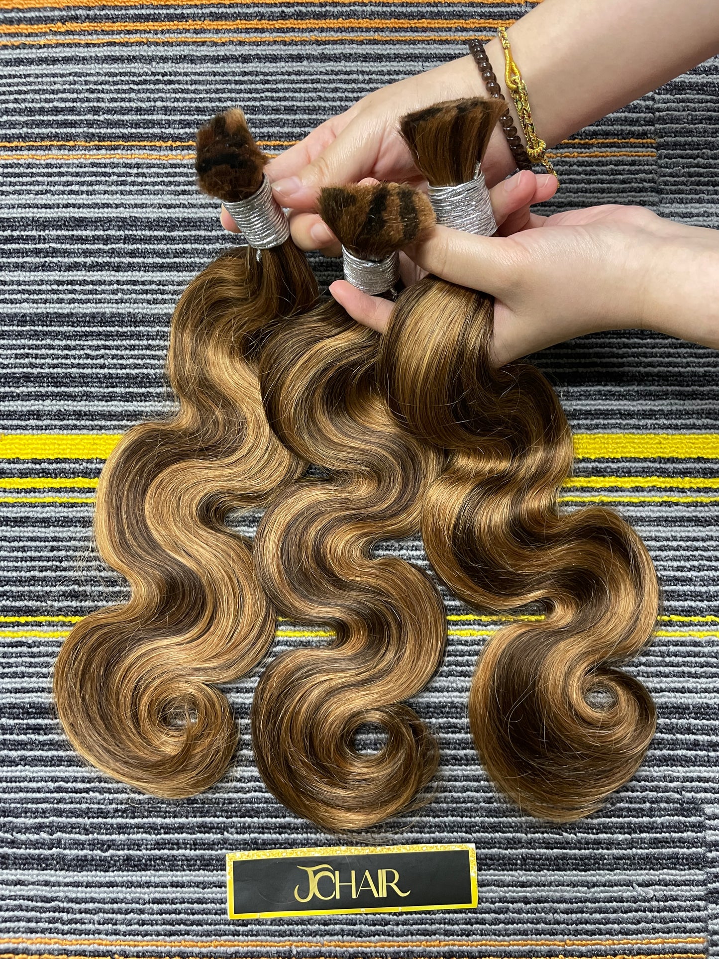 Bulk Hair Off the Track #4/30 - Body wave