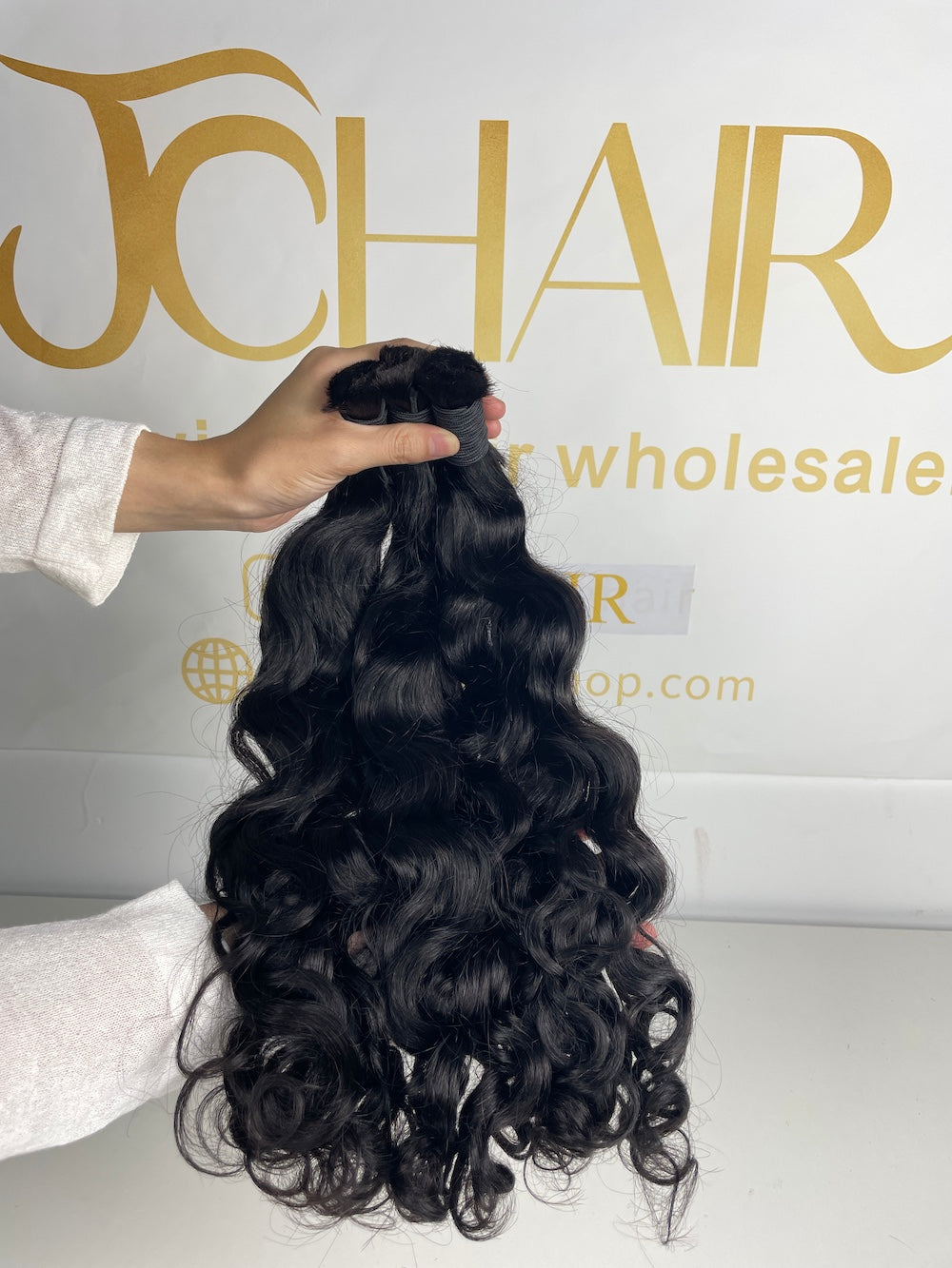 Bulk Hair Off the Track #1B - Natural Wave