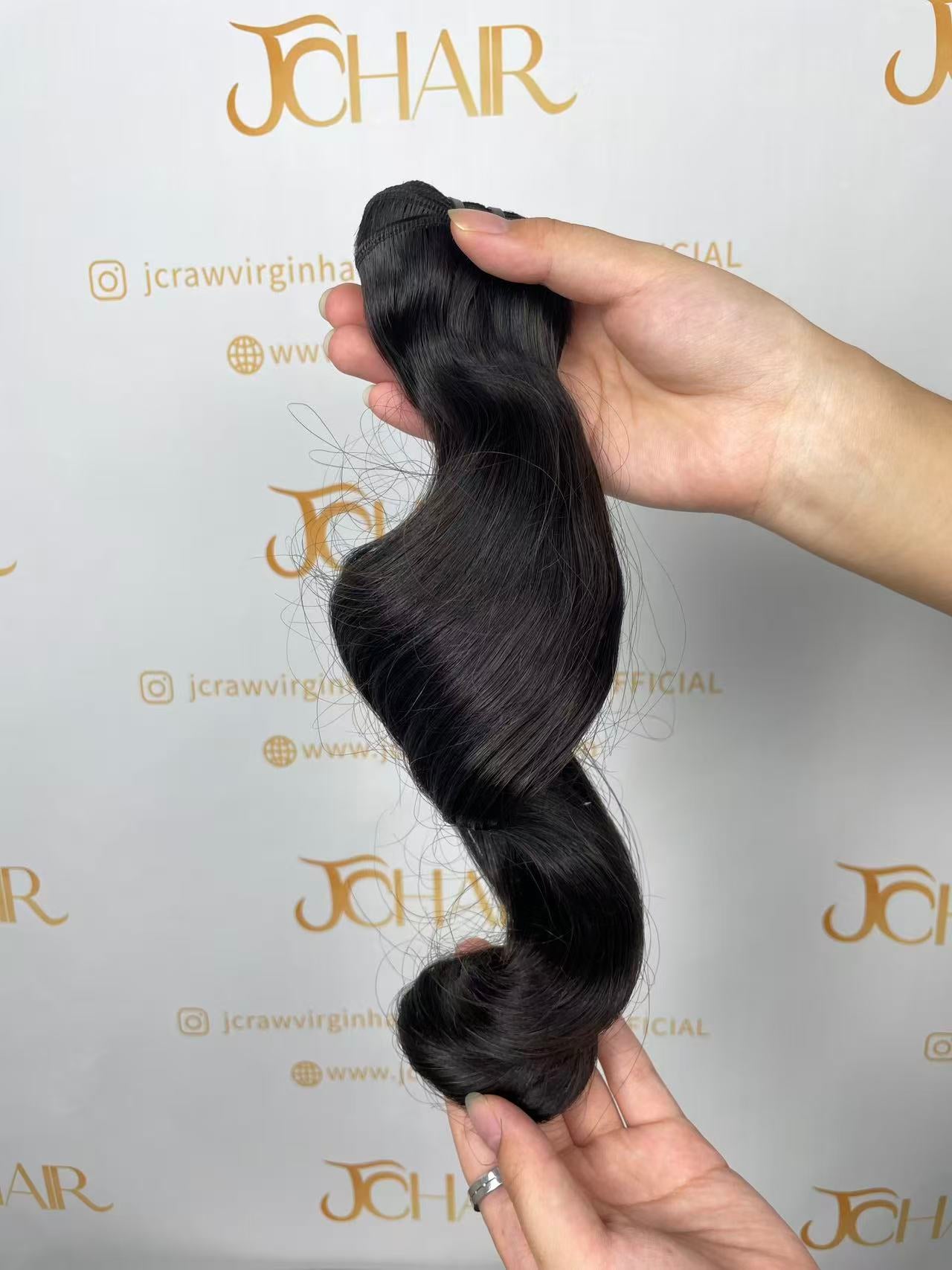 Raw indian hair #1B - Loose Wave