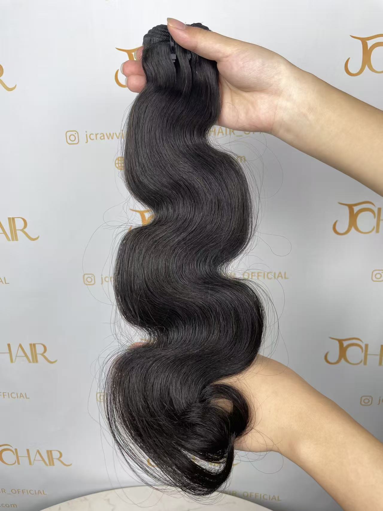 Raw indian hair #1B - Body Wave