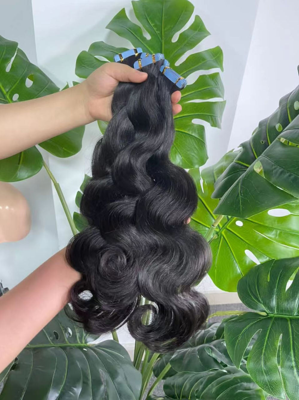 Body Wave Tape in Hair Extention #1B