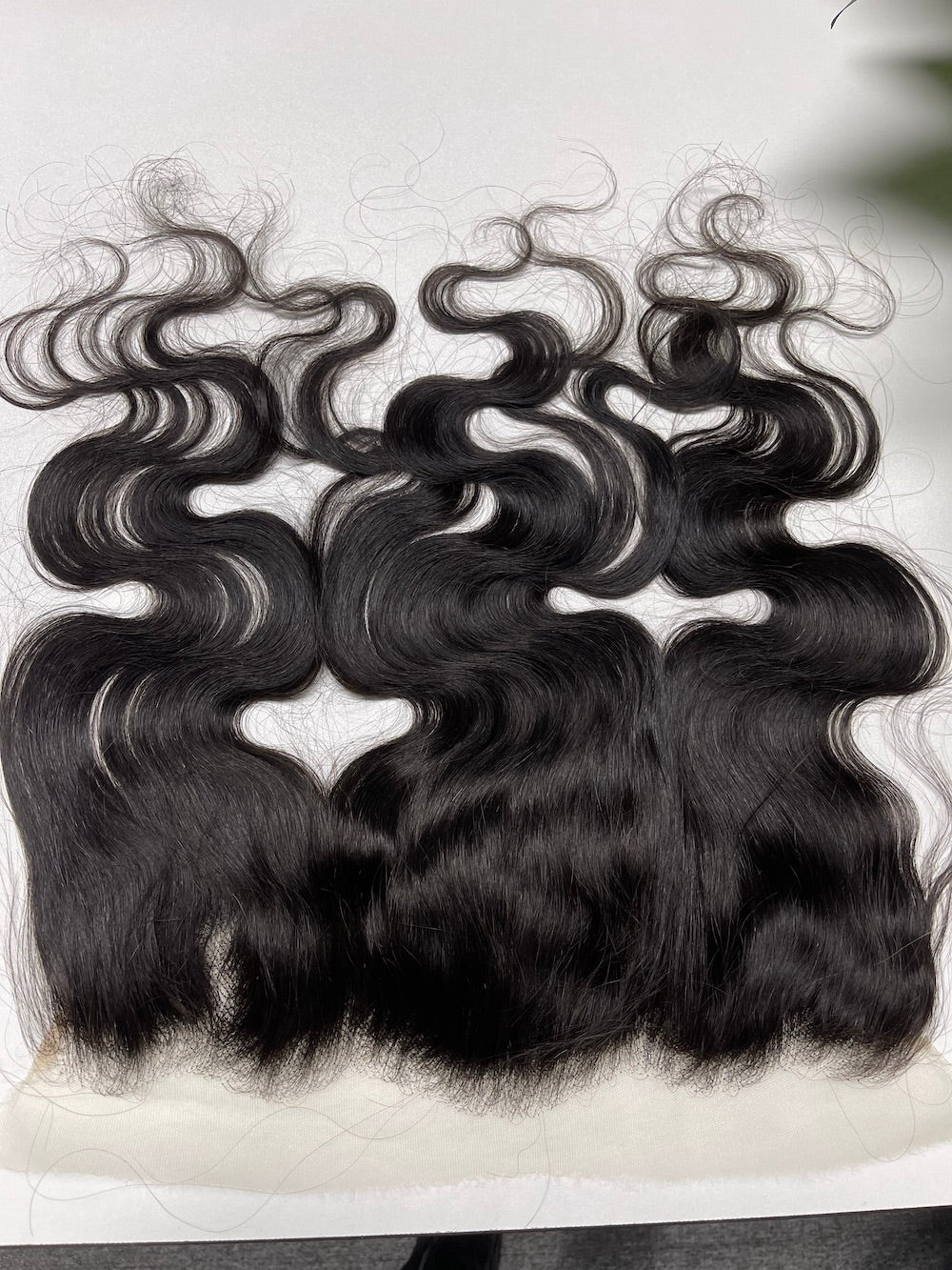 Top Virgin Body Wave HD / Transparent Lace Frontal #1B