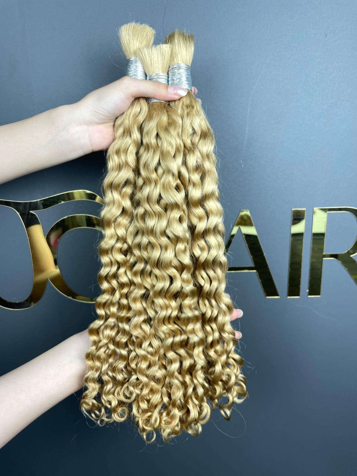 Bulk Hair Off the Track #27 - Water Wave