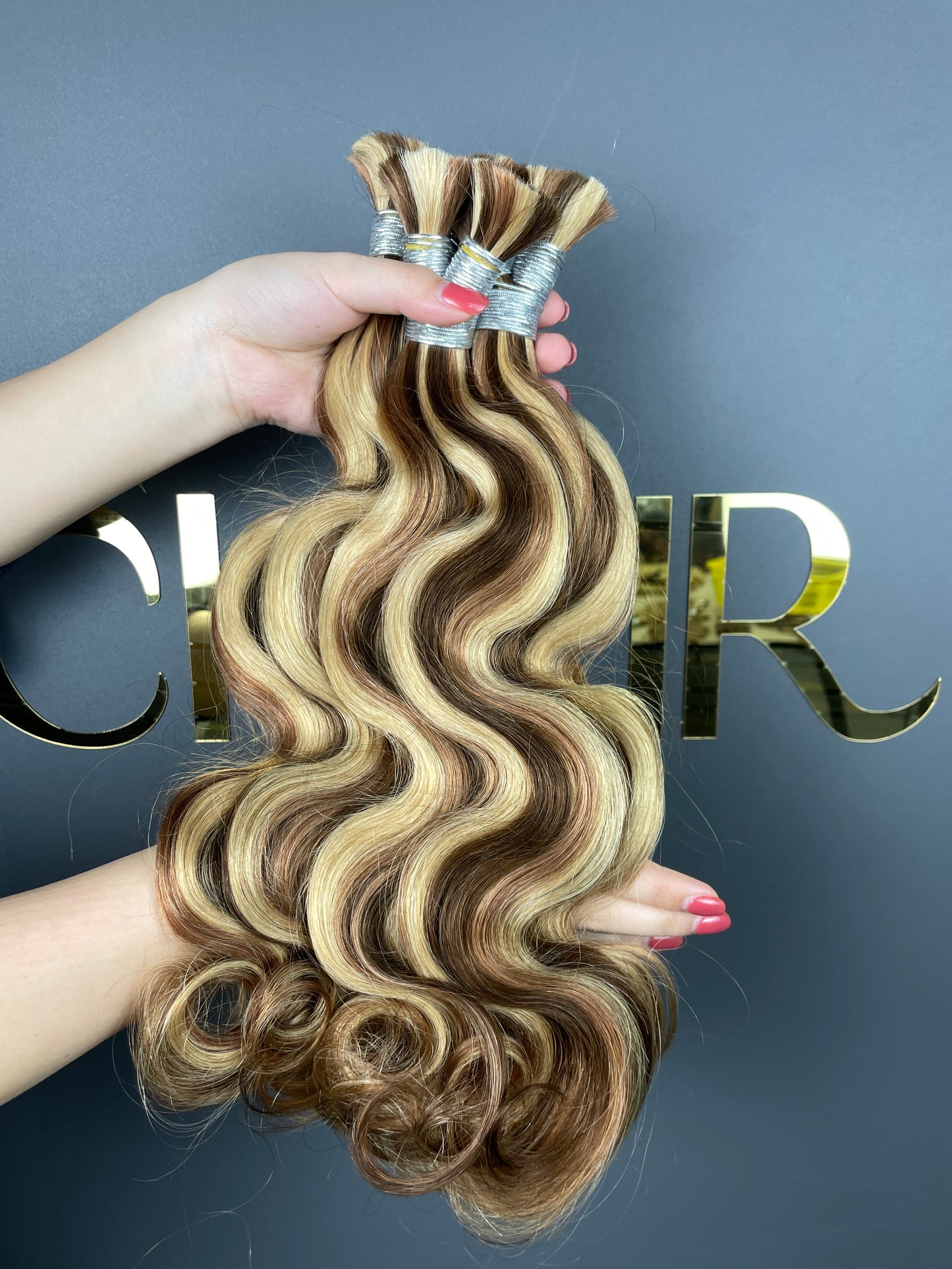 Bulk Hair Off the Track #4/27/30- Body Wave