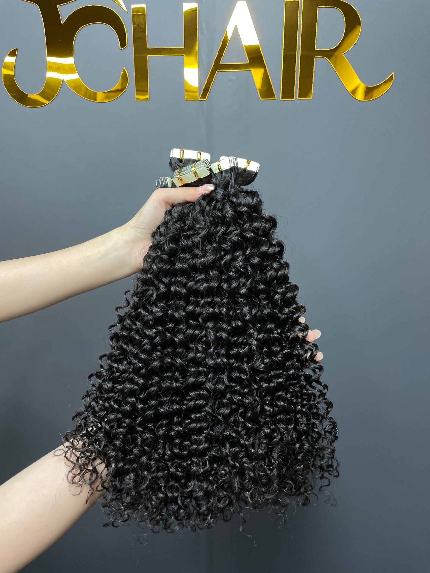 Italian Curly Tape in Hair Extention #1B