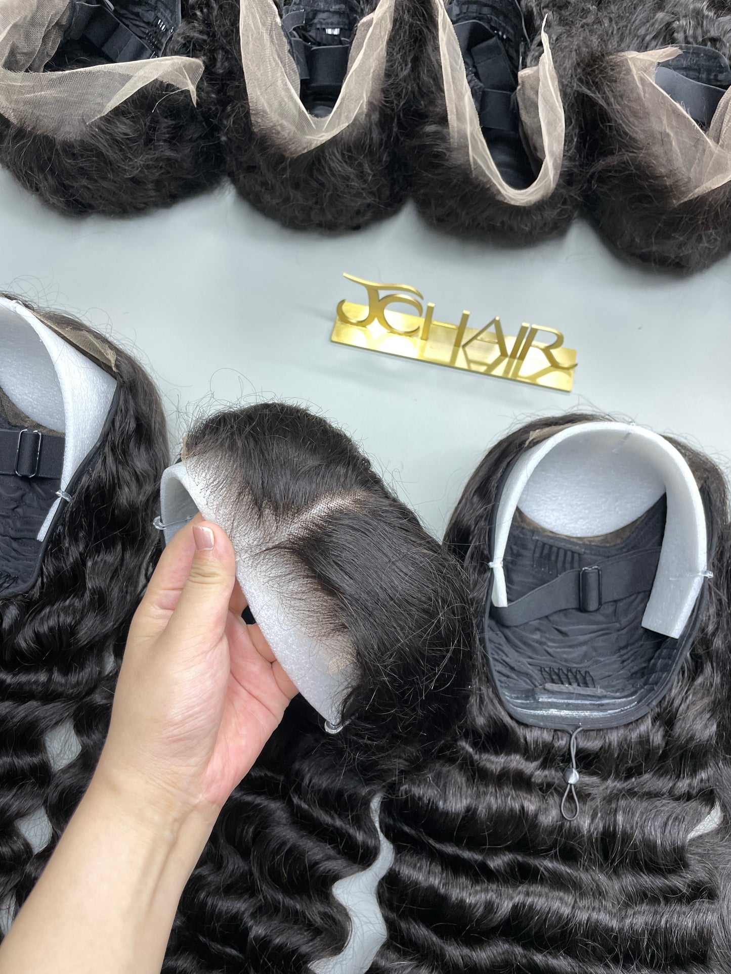 Wear and Go Glueless Wigs Pre Plucked Pre Cut #1B Body wave 180%