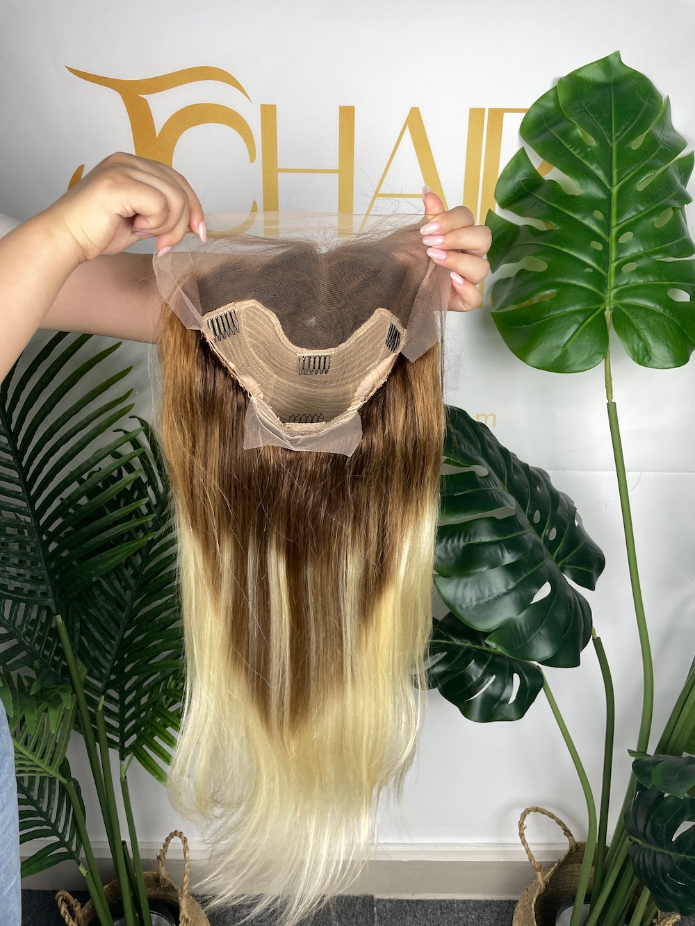 #4/613 Staight Brazilian Hair 13X4 Transparent Lace Wig 180%