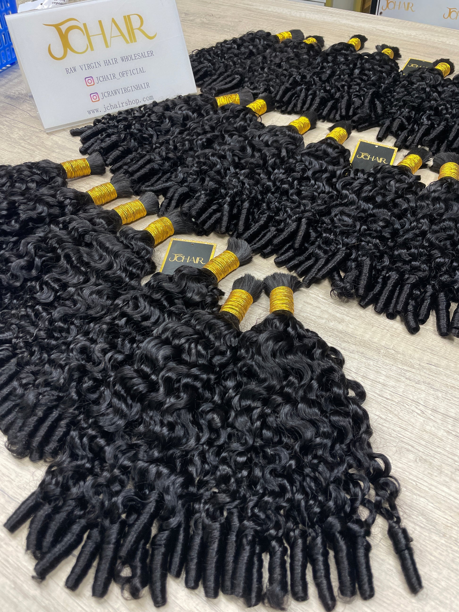 Bulk Hair Off the Track #1B - Spanish Spirl Curly