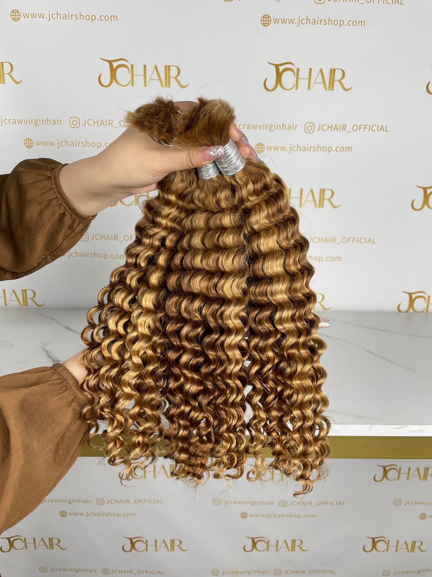Bulk Hair Off the Track #27/30 - Deep Wave