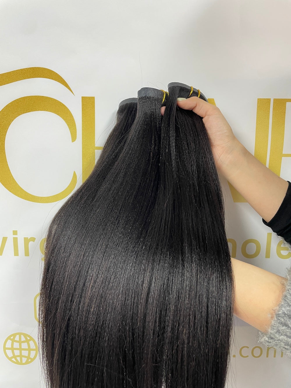 Yaki Straight Seamless Clip in Hair Extention #1B