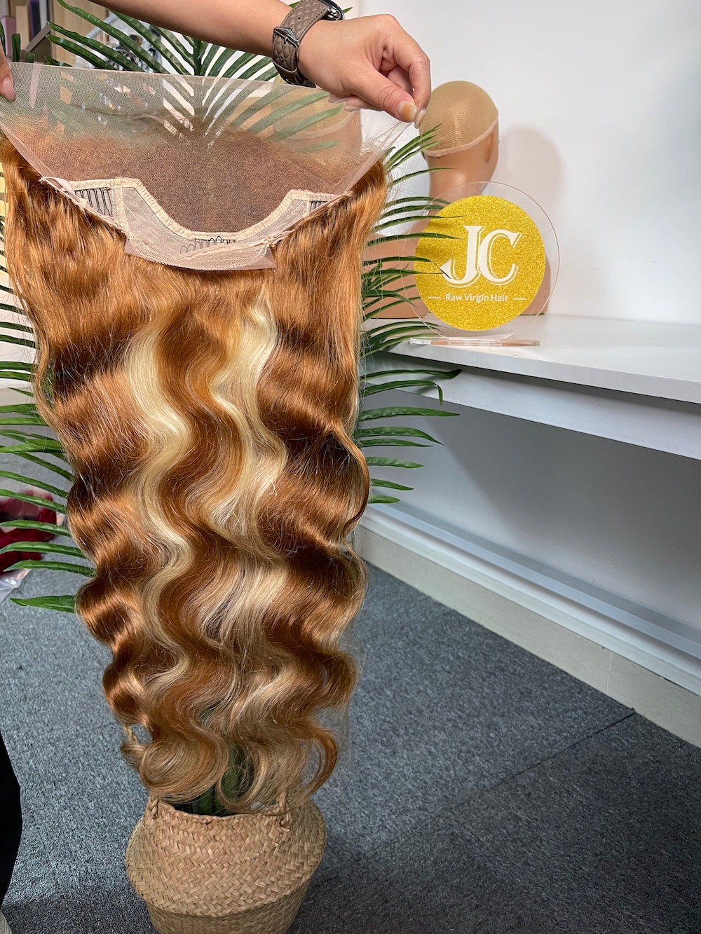#30/613 Ash Blonde Hightlight Body Wave Brazilian Hair 13X4 Transparent Lace Wig 180%