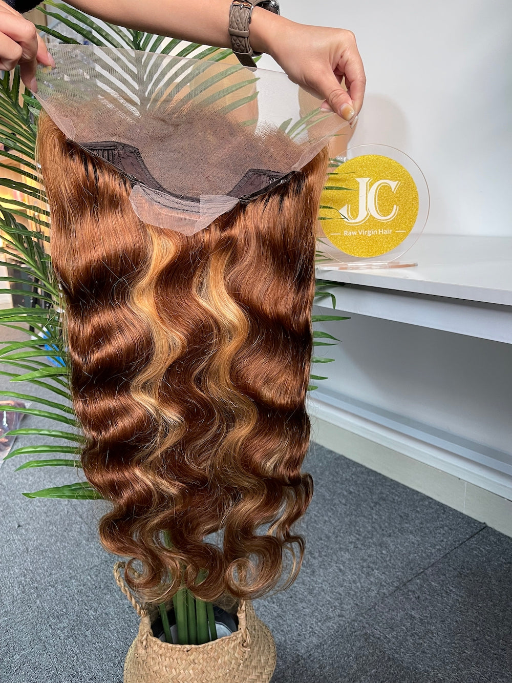 #4/27 Highlight Body Wave Brazilian Hair 13X4 Transparent Lace Wig 180%